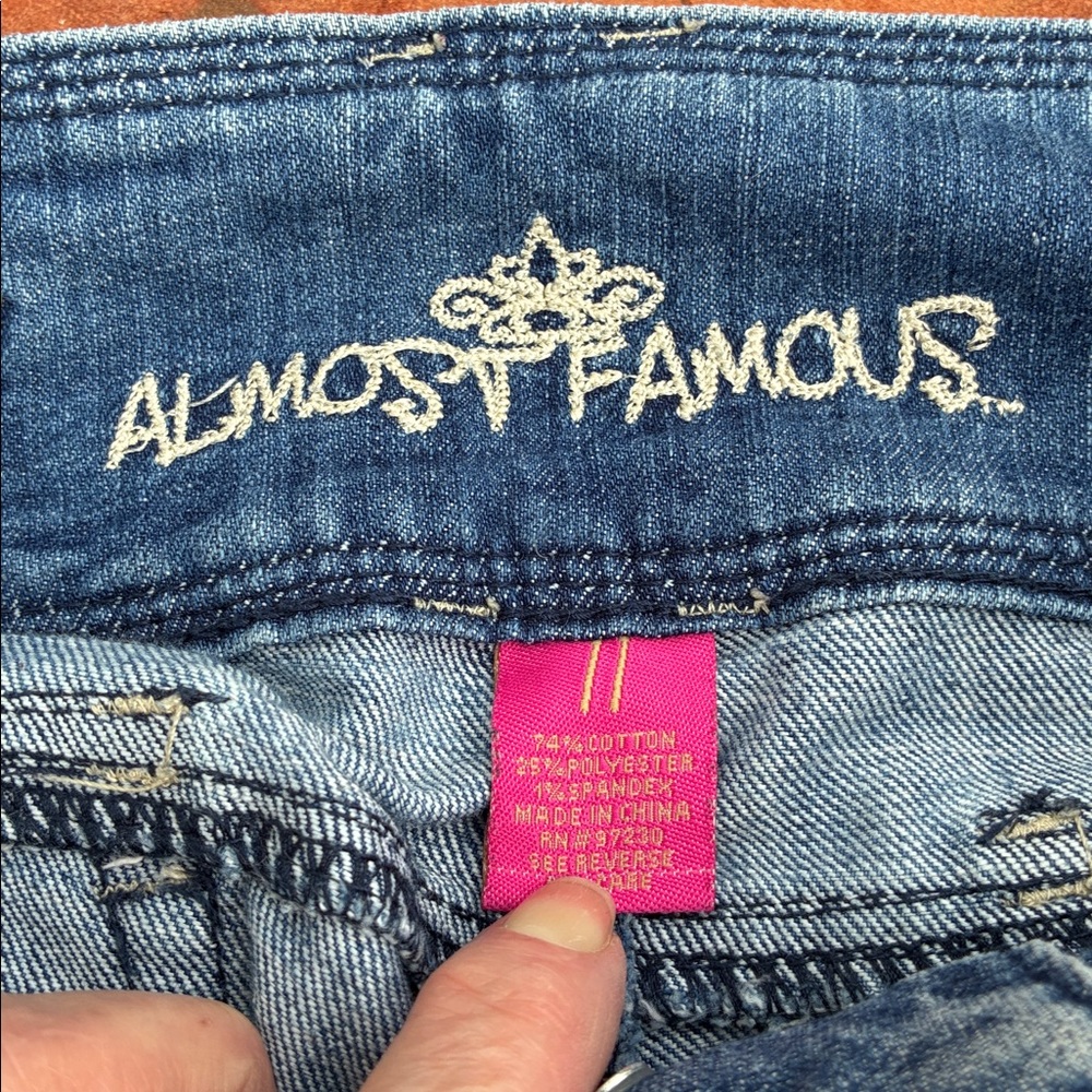 Almost Famous Light Blue Distressed Cropped Jeans 11 - Picture 3 of 4